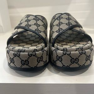 Gucci GG platform 30 mm Sandal